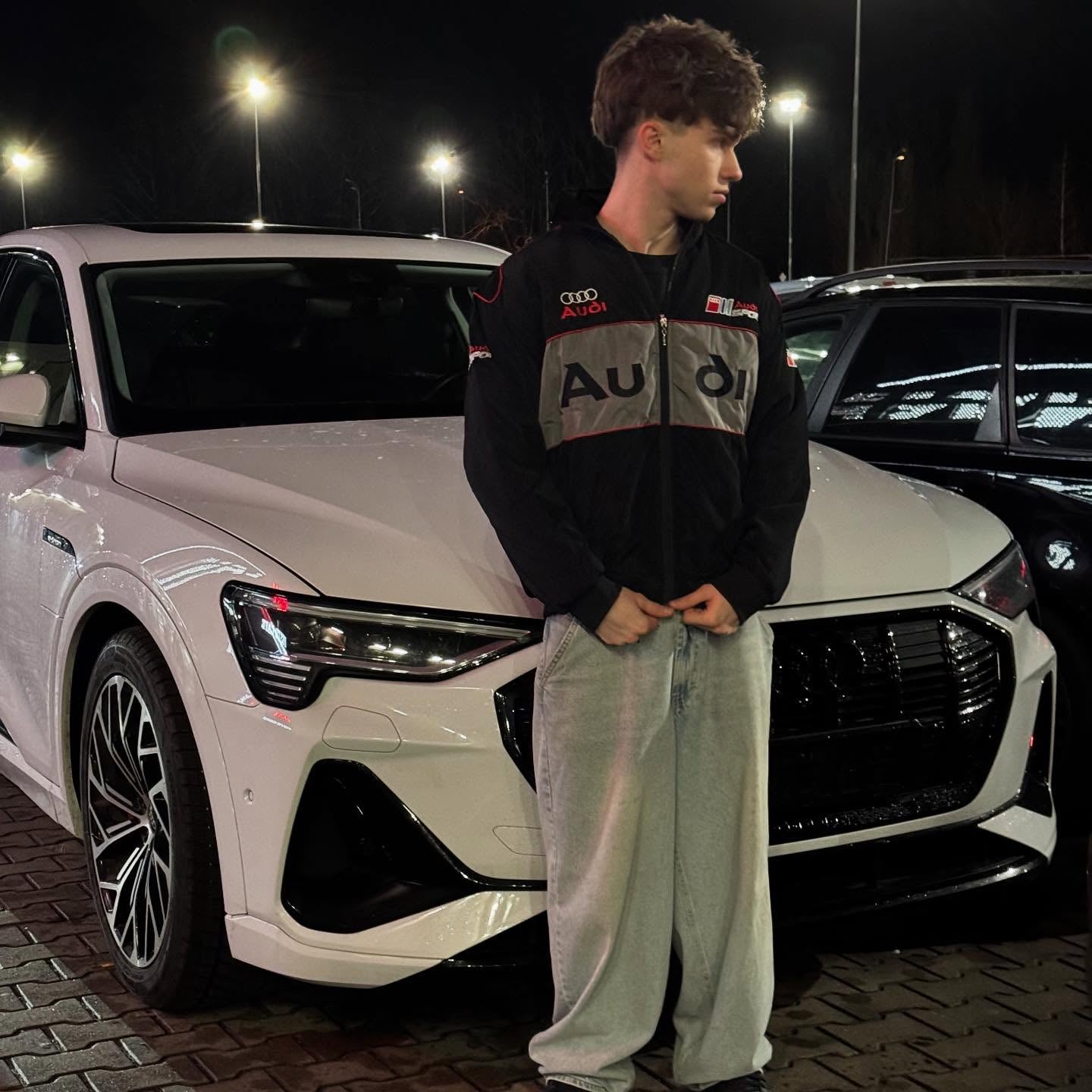 Бомбер "Audi" vintage