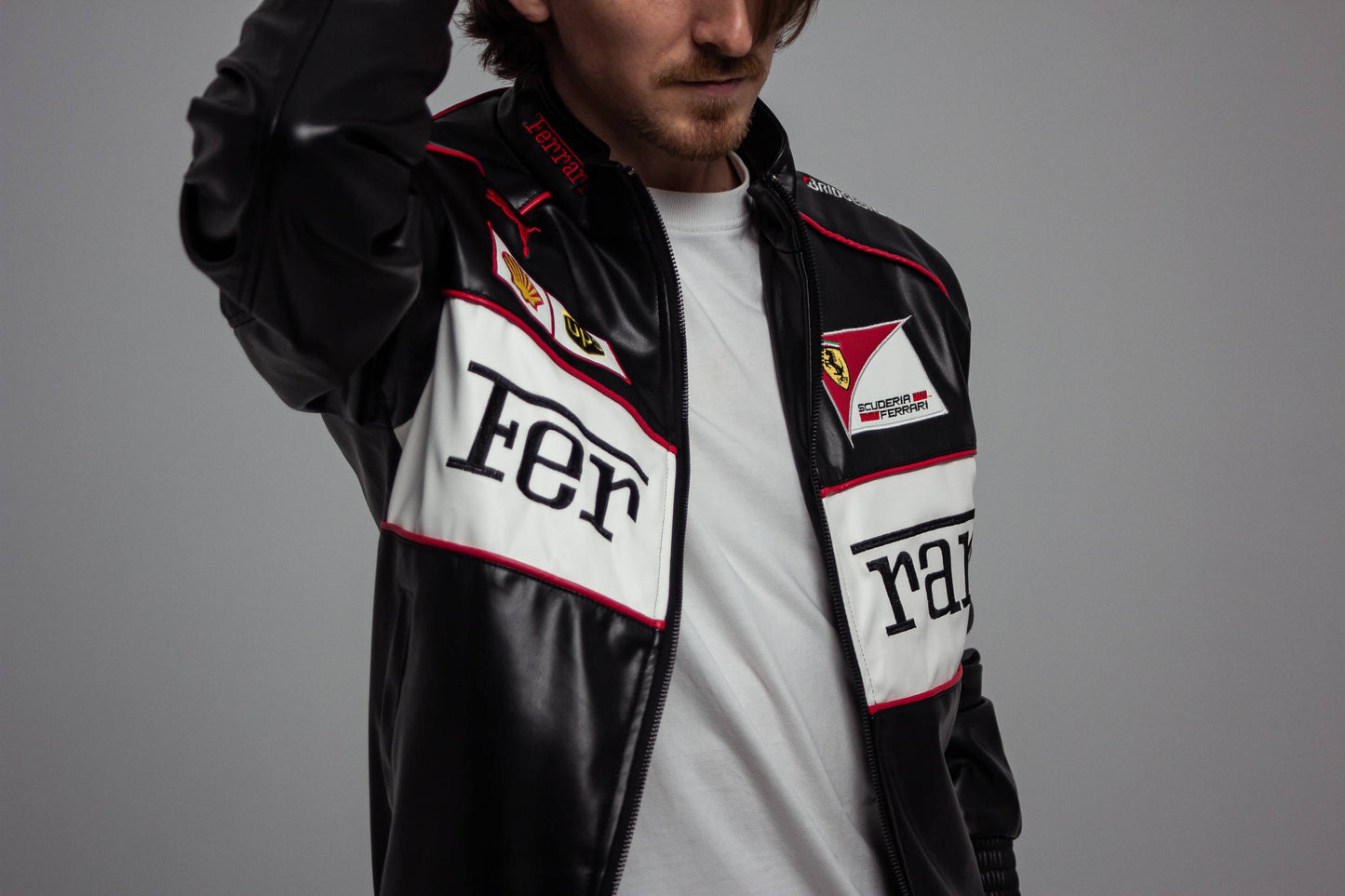 Шкіряна Ferrari #1