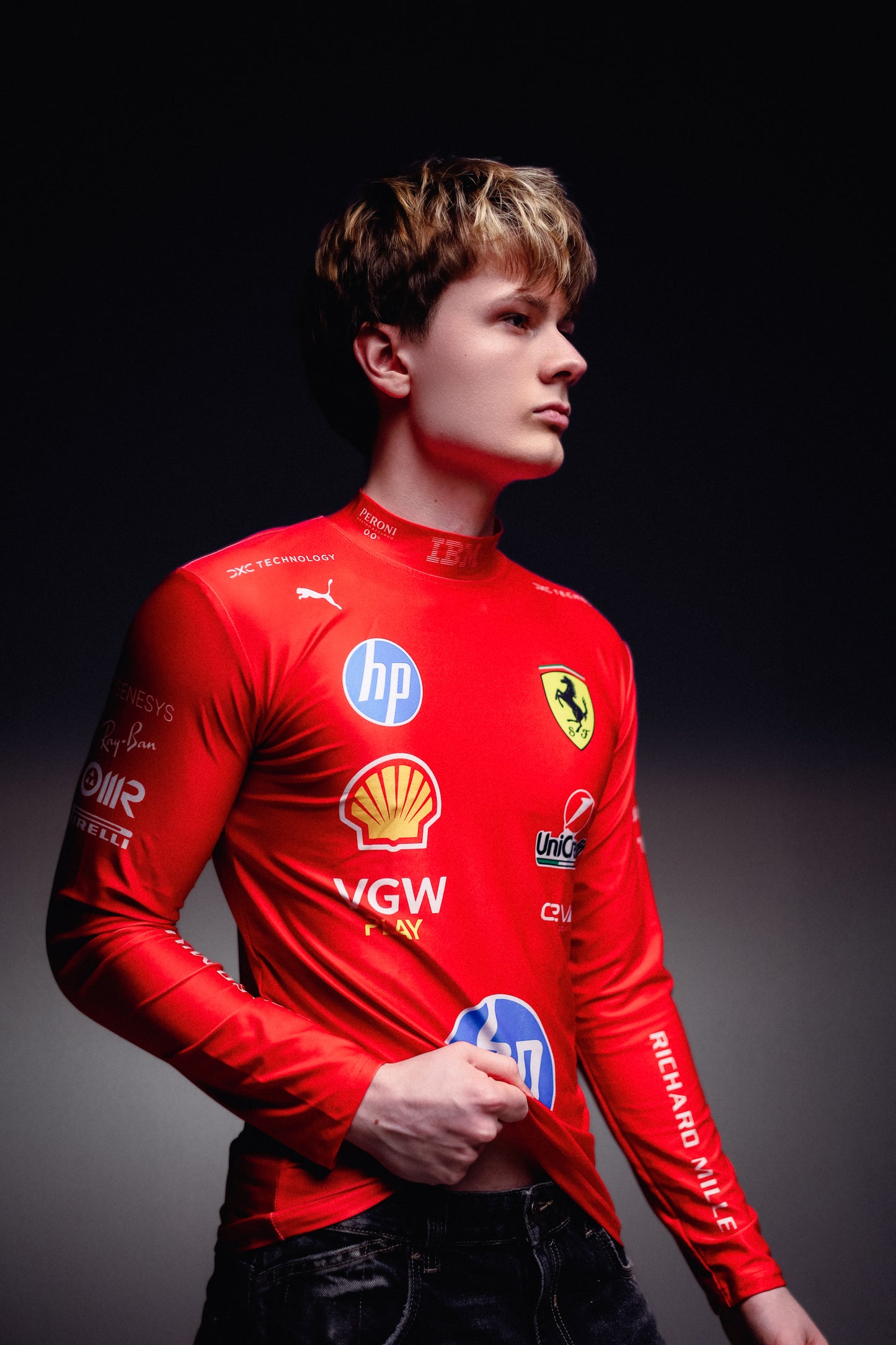 Лонгслів Ferrari red F1