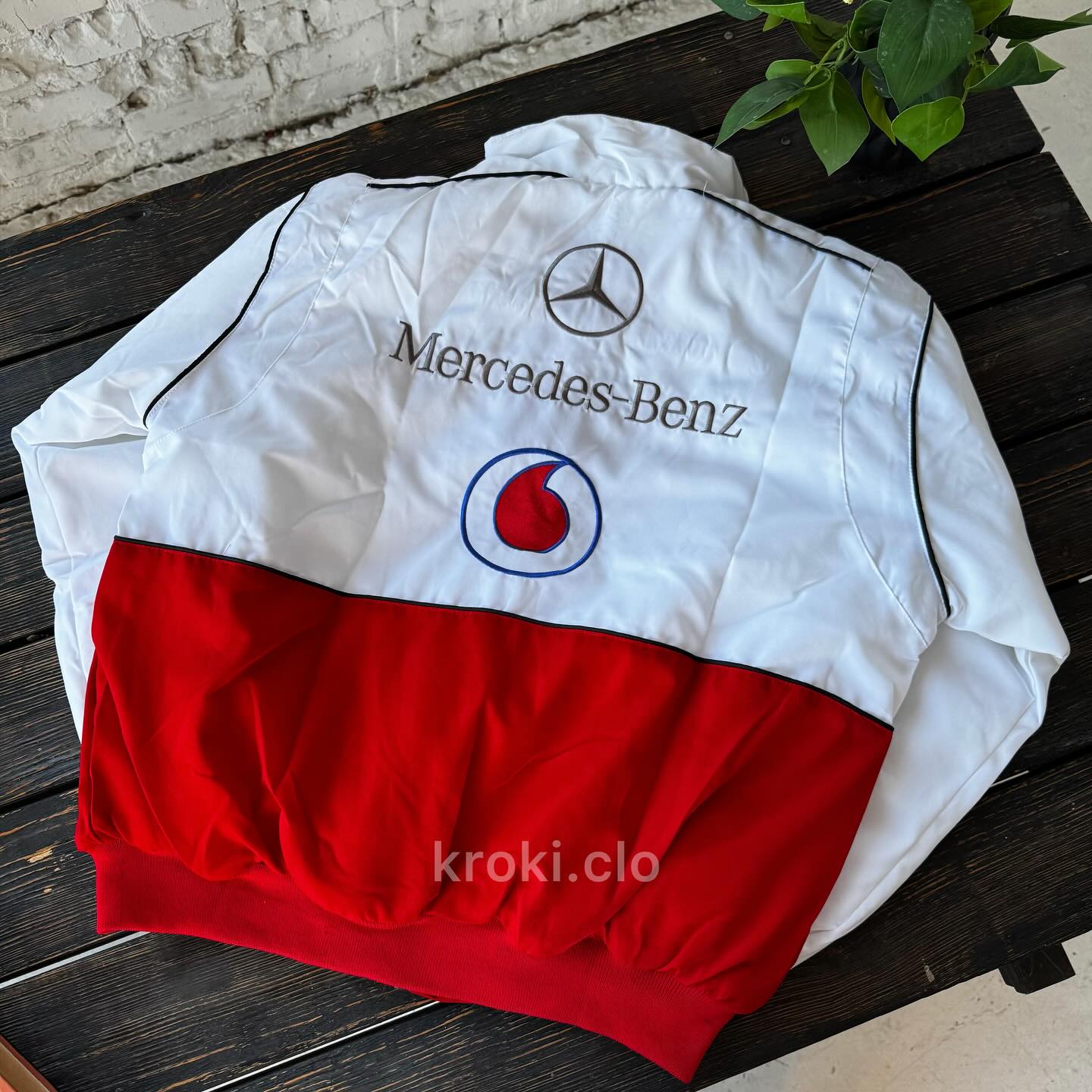Бомбер "Mercedes&McLaren" white vintage
