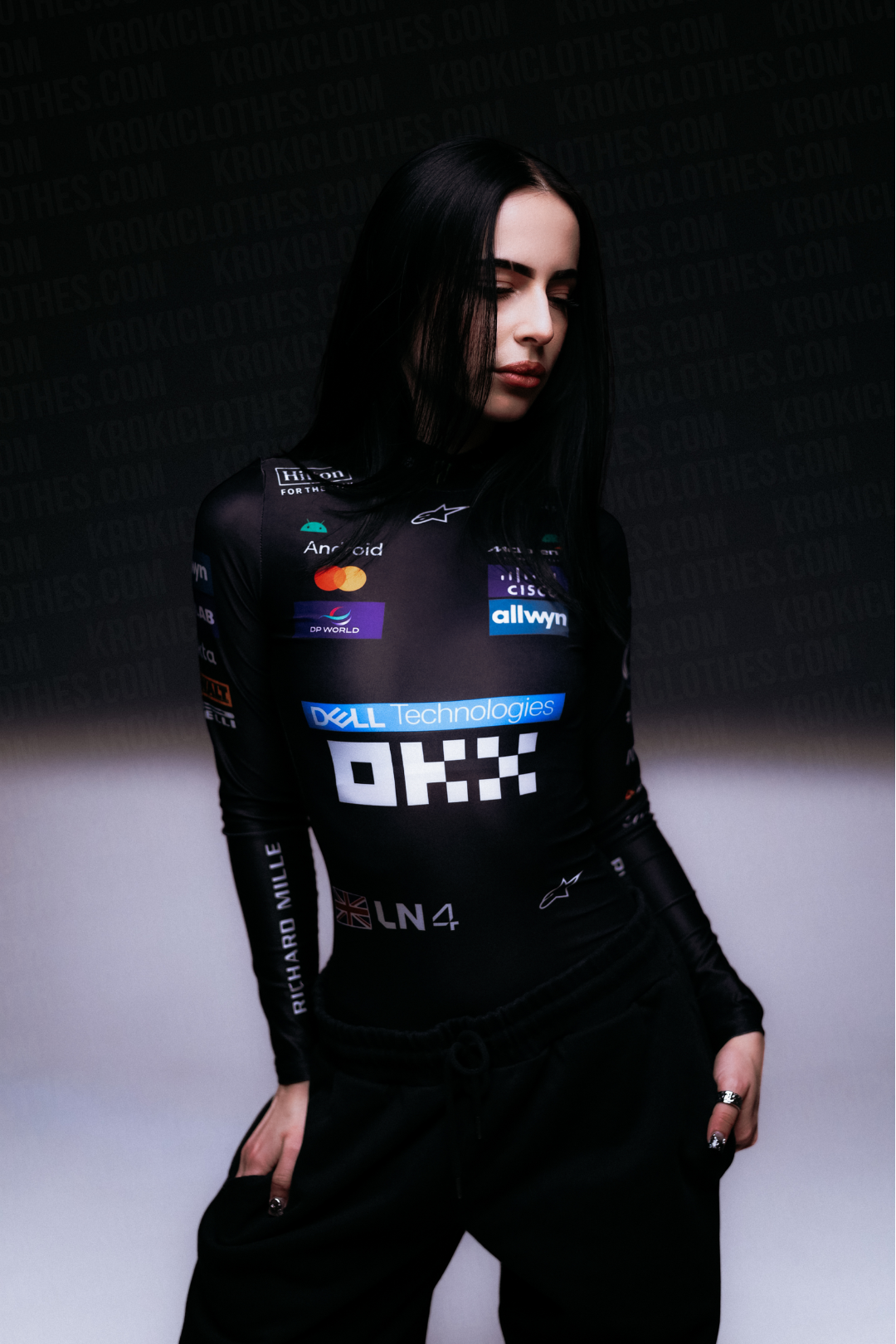 Боді McLaren black "4" NOR