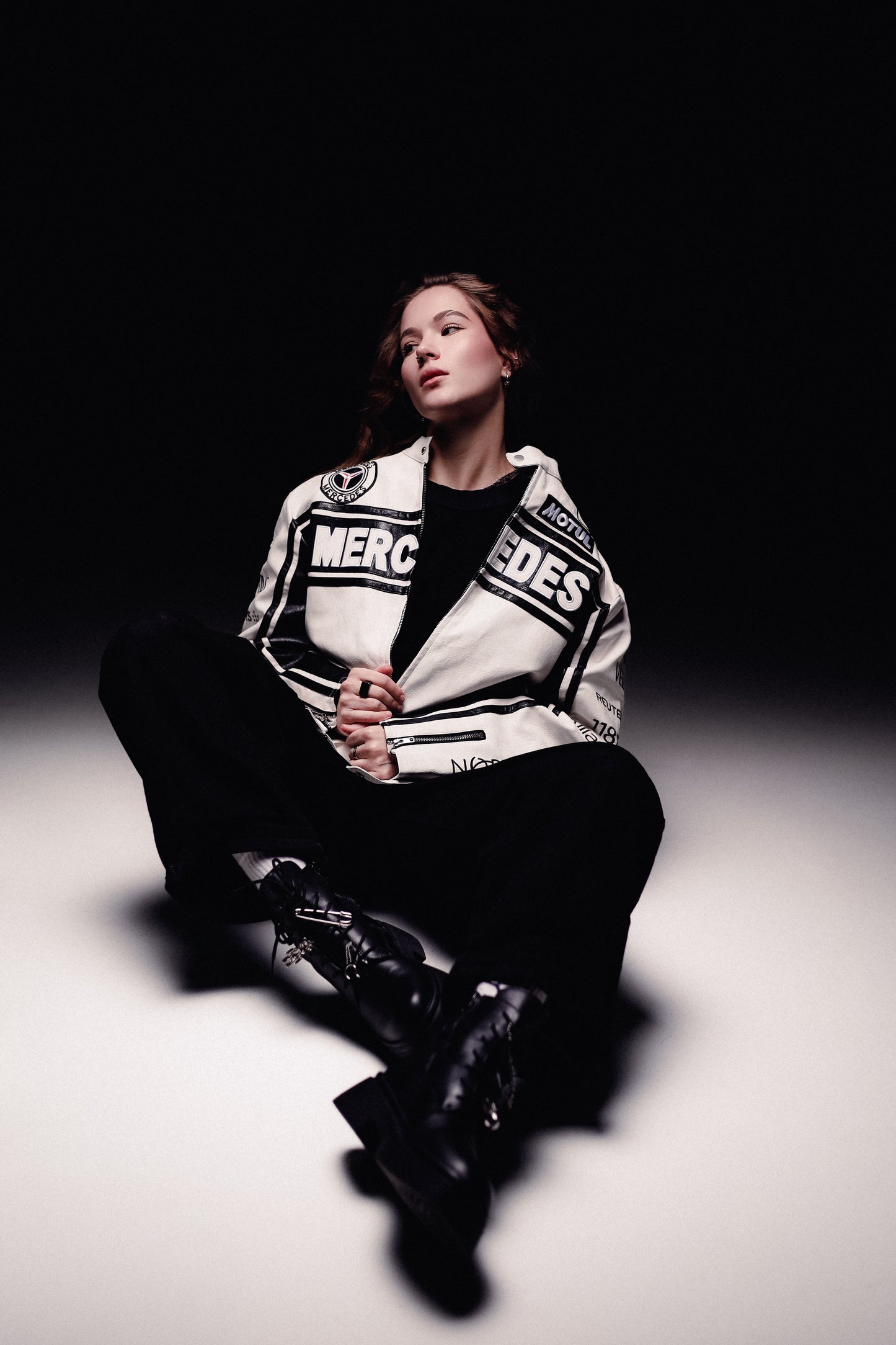 Шкіряна "Mercedes-Benz" white LUX