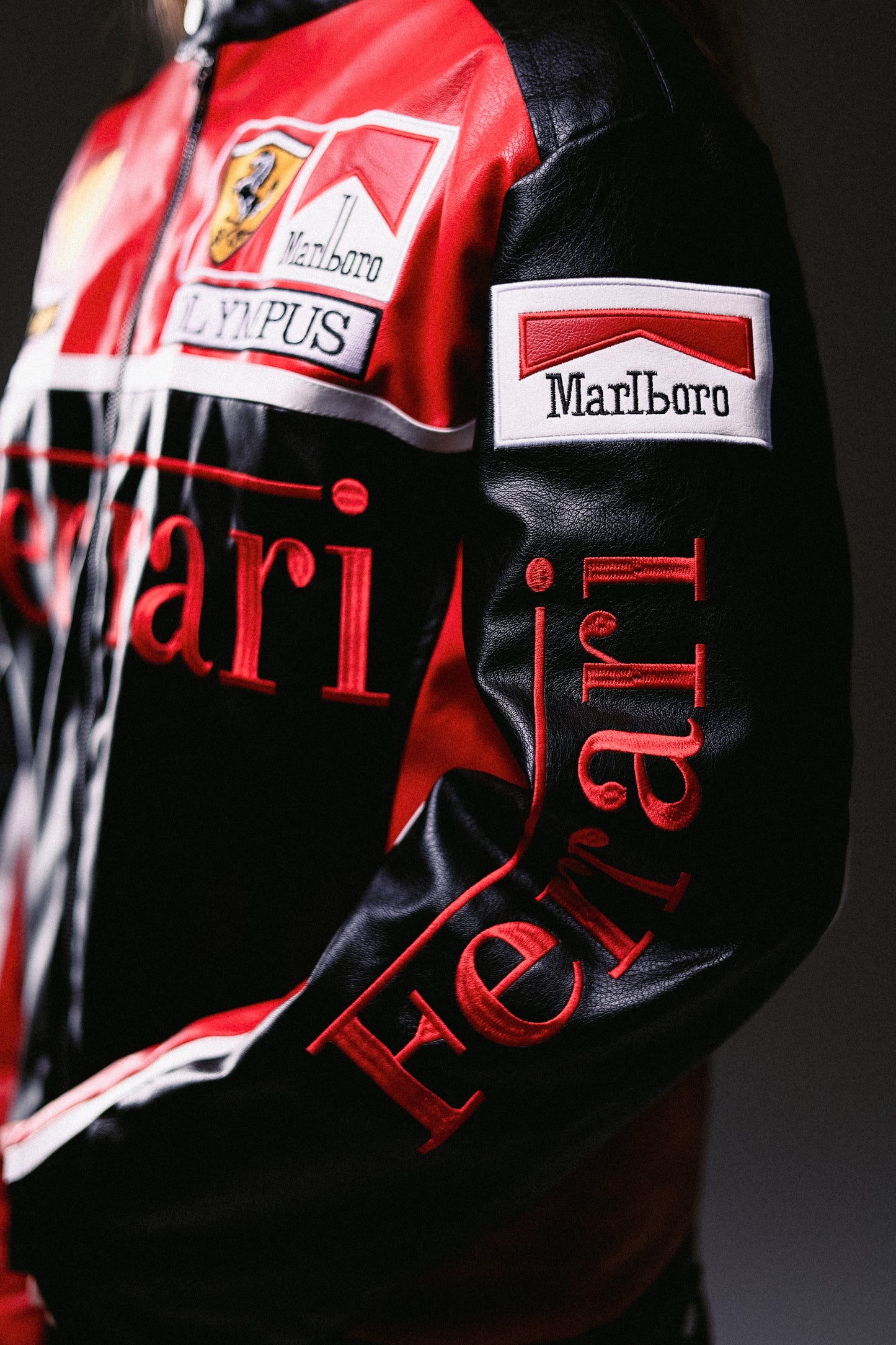 Шкіряна "Marlboro&Ferrari" lux vintage