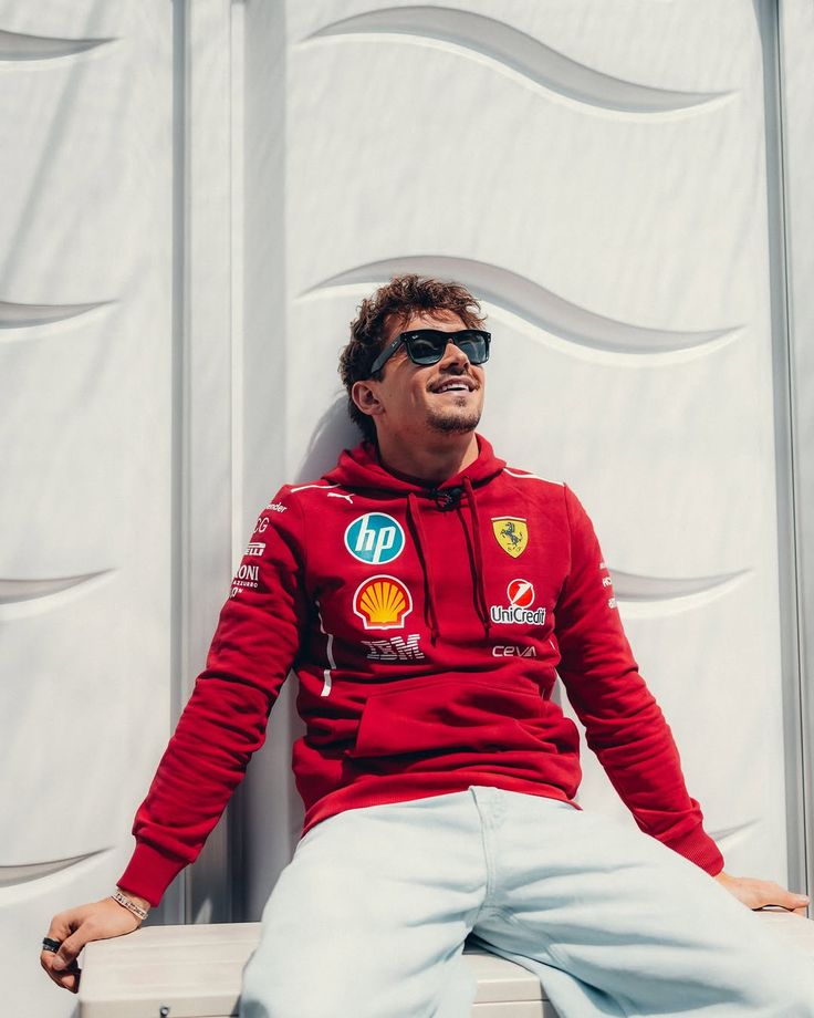 Худі "Ferrari" classic