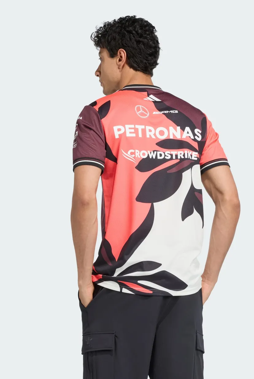 Футболка Mercedes AMG 2025