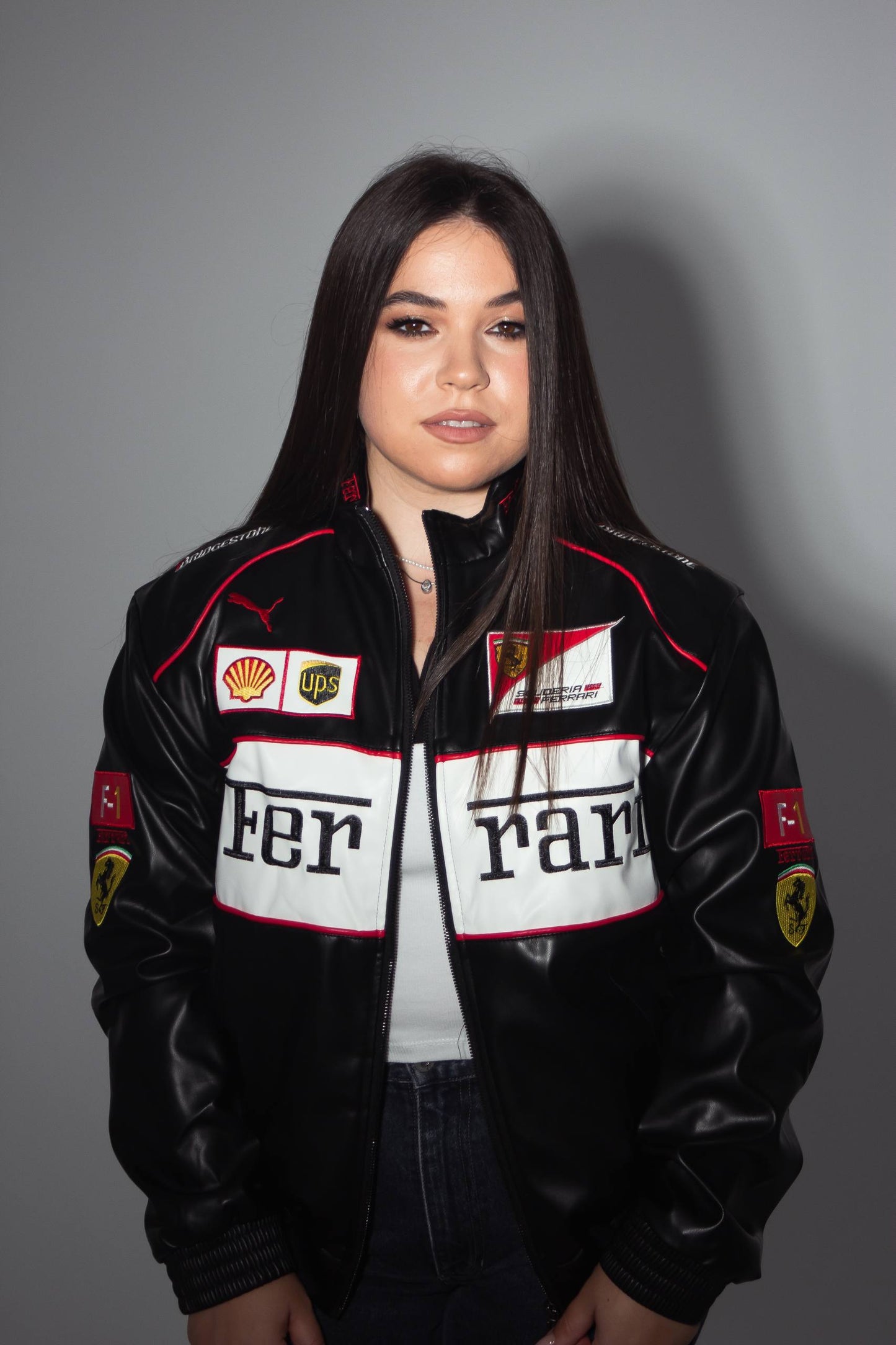 Шкіряна Ferrari #1