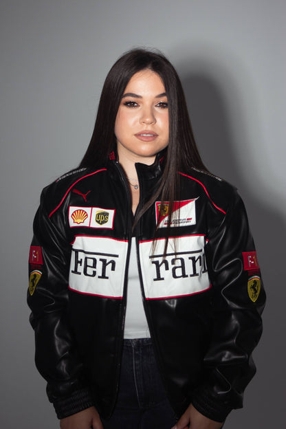 Шкіряна Ferrari #1